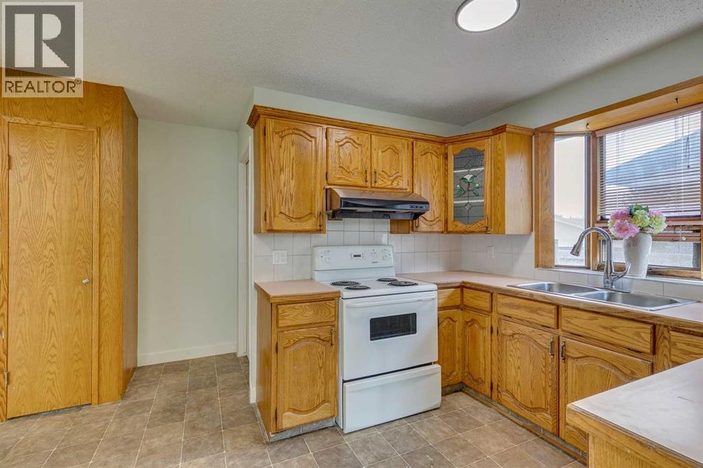 411 Rundleson Place Ne, Calgary, Alberta  T1Y 3H6 - Photo 11 - A2242967
