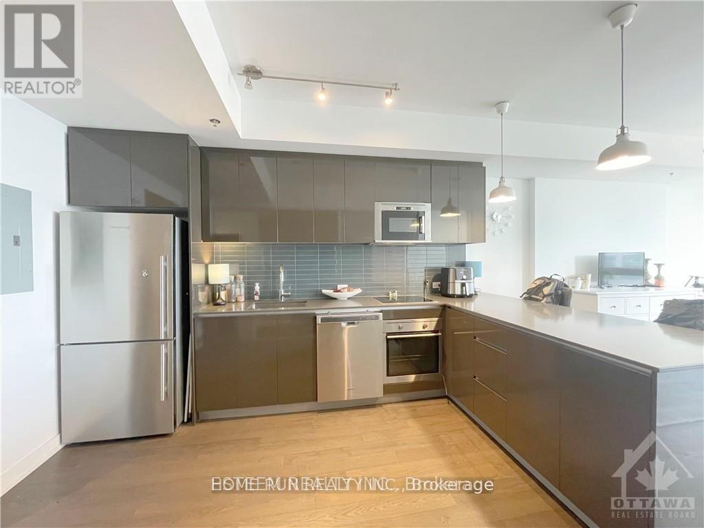 1602 - 199 Slater Street, Ottawa, Ontario  K1P 0C8 - Photo 6 - X12386763
