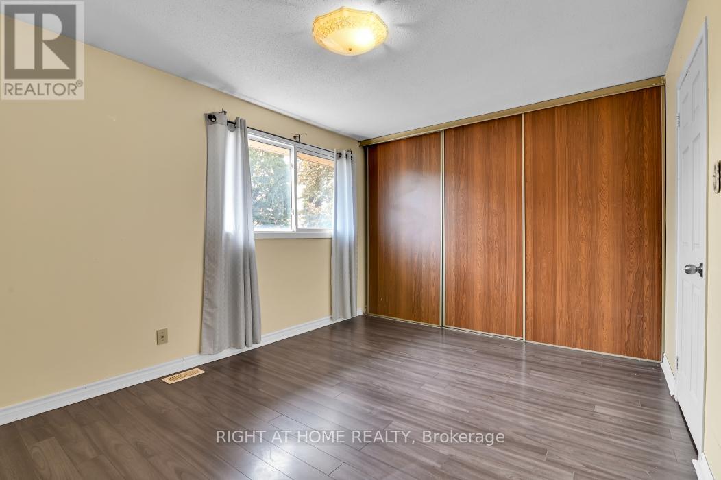 1441 Perez Crescent, Ottawa, Ontario  K1J 8V3 - Photo 13 - X12386765