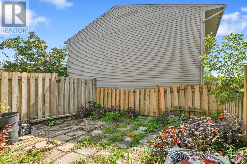 1441 Perez Crescent, Ottawa, Ontario  K1J 8V3 - Photo 22 - X12386765