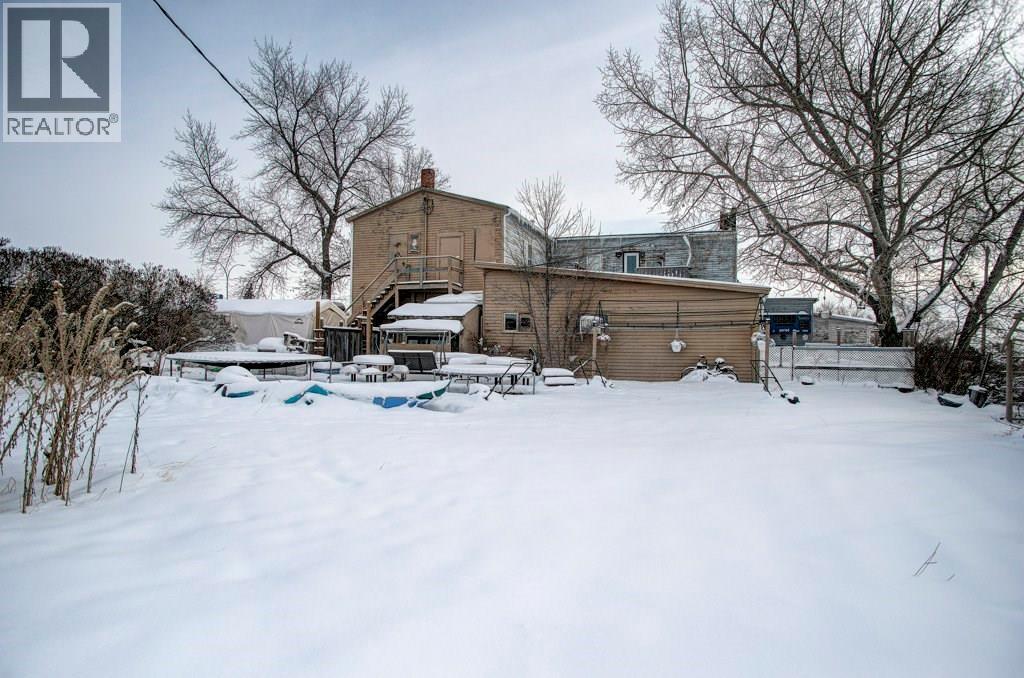 718 Broadway Street, Standard, Alberta  T0J 3G0 - Photo 46 - A2220666