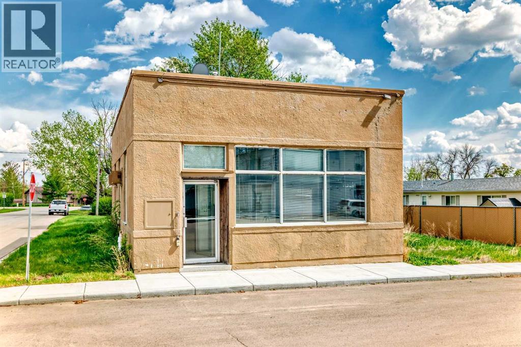 721 Broadway Street, Standard, Alberta  T0J 3G0 - Photo 1 - A2220672