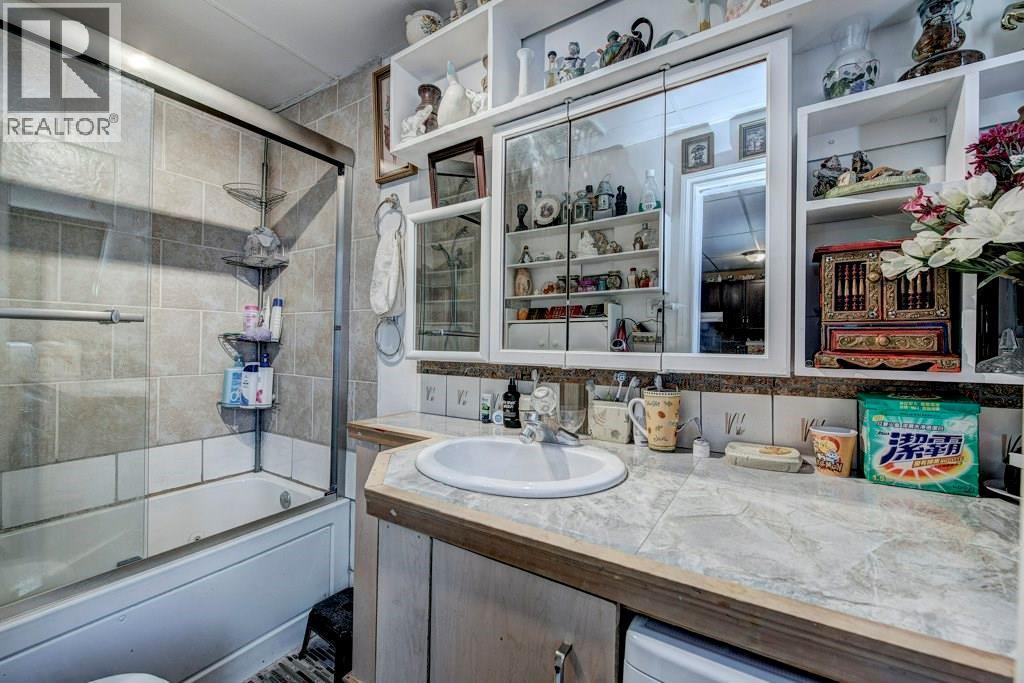 718 Broadway Street, Standard, Alberta  T0J 3G0 - Photo 40 - A2220666