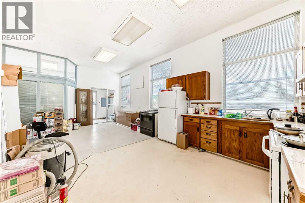 721 Broadway Street, Standard, Alberta  T0J 3G0 - Photo 22 - A2220672