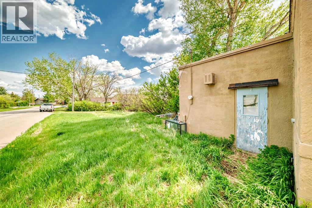 721 Broadway Street, Standard, Alberta  T0J 3G0 - Photo 8 - A2220672