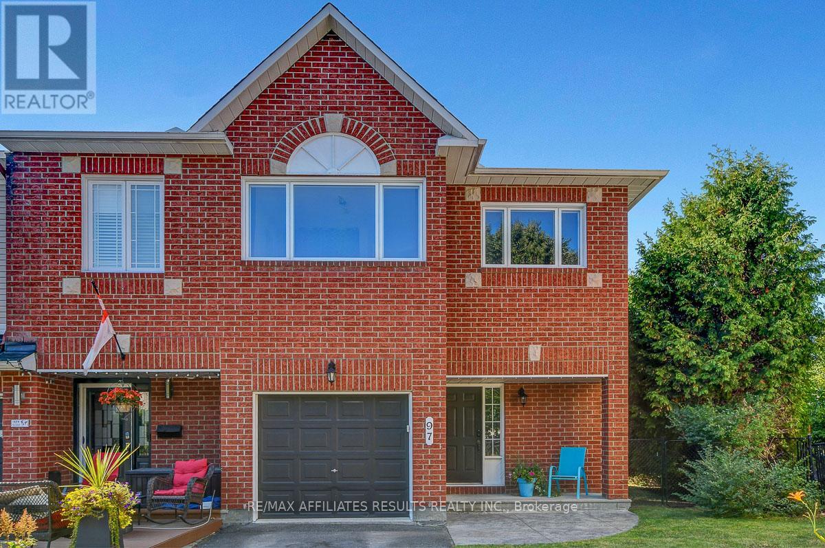 97 Flowertree Crescent, Ottawa, Ontario  K2M 2R7 - Photo 3 - X12386772