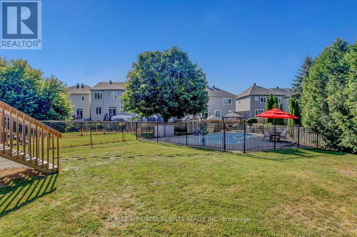 97 Flowertree Crescent, Ottawa, Ontario  K2M 2R7 - Photo 38 - X12386772