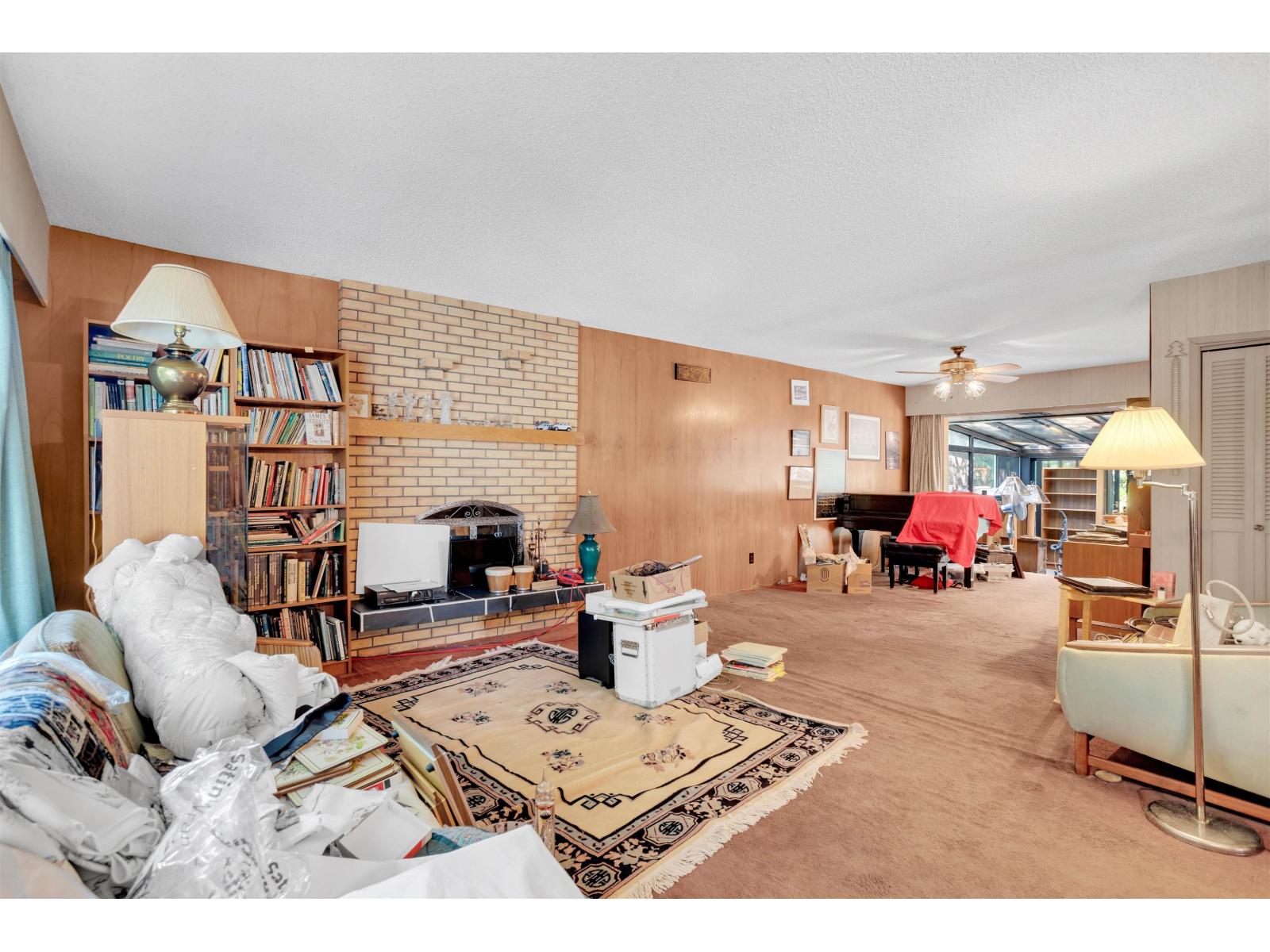 Property at 9533 139 STREET image 3