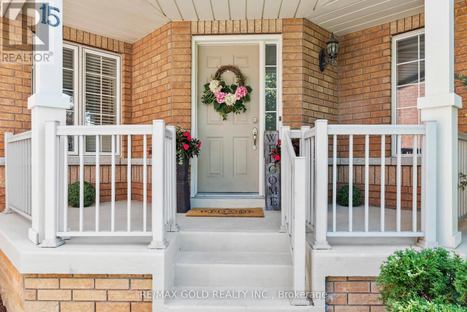 15 Blanchard Court, Whitby (Brooklin), Ontario  L1M 1H5 - Photo 2 - E12385843