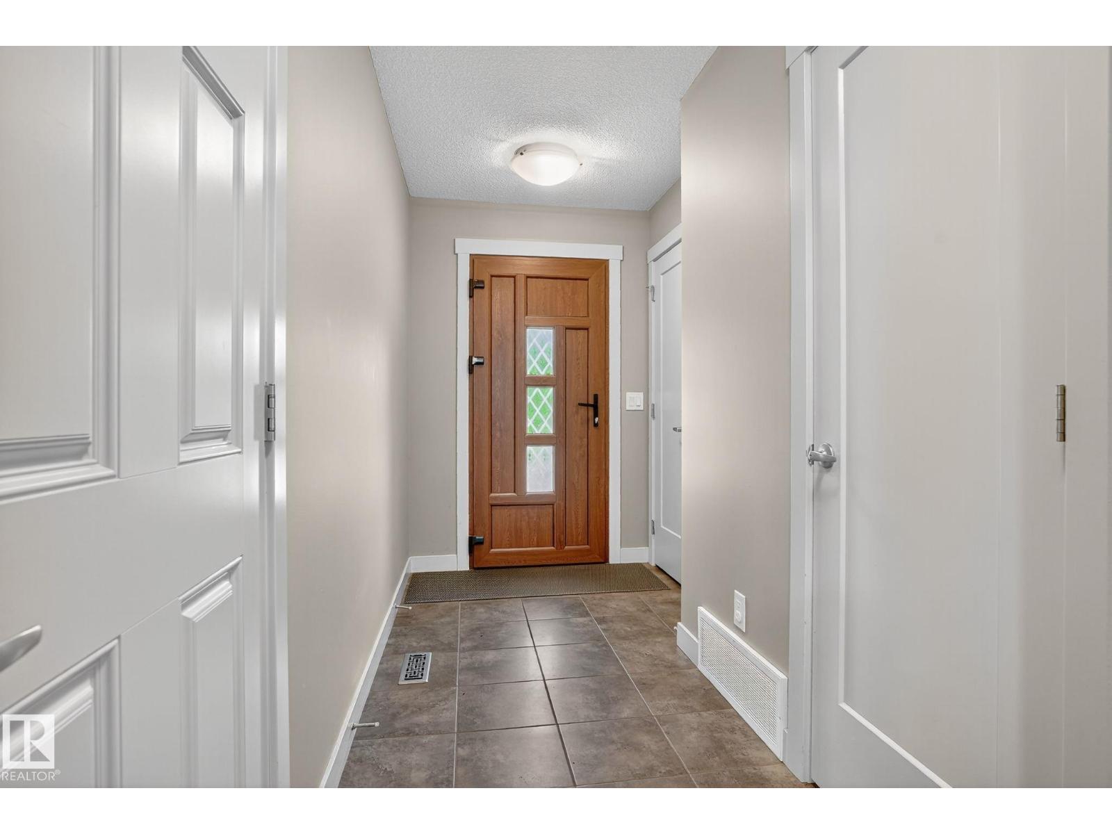 1628 167 St Sw, Edmonton, Alberta  T6W 3C4 - Photo 2 - E4456607