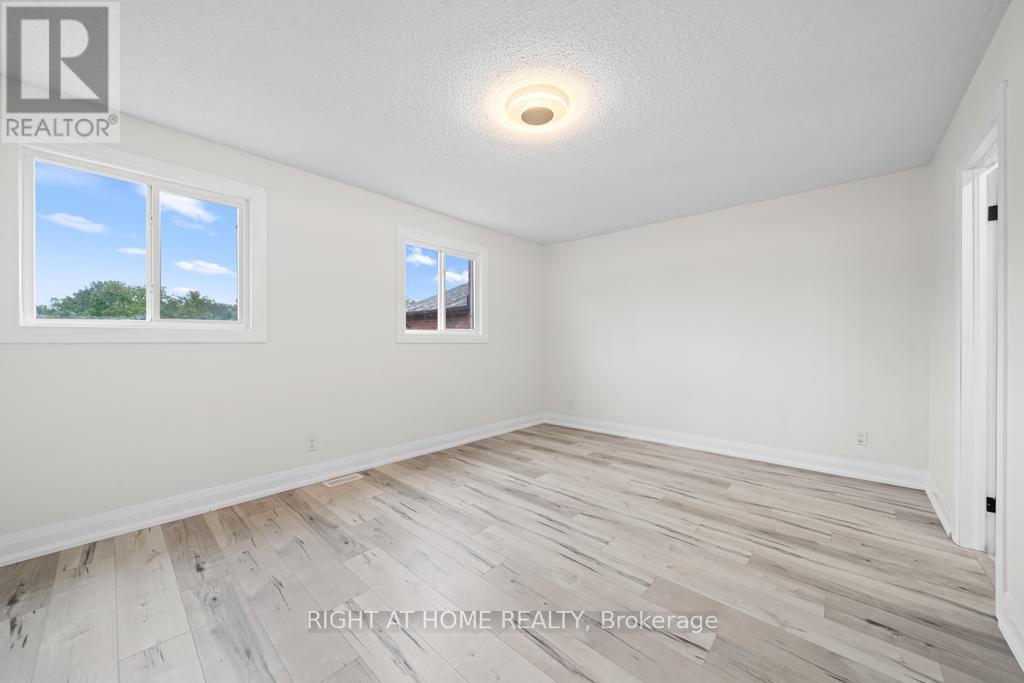 173 Kersey Crescent, Richmond Hill, Ontario  L4C 8X7 - Photo 20 - N12374558