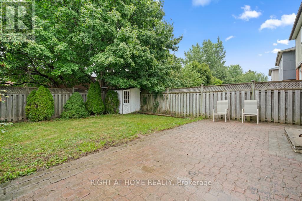 173 Kersey Crescent, Richmond Hill, Ontario  L4C 8X7 - Photo 41 - N12374558