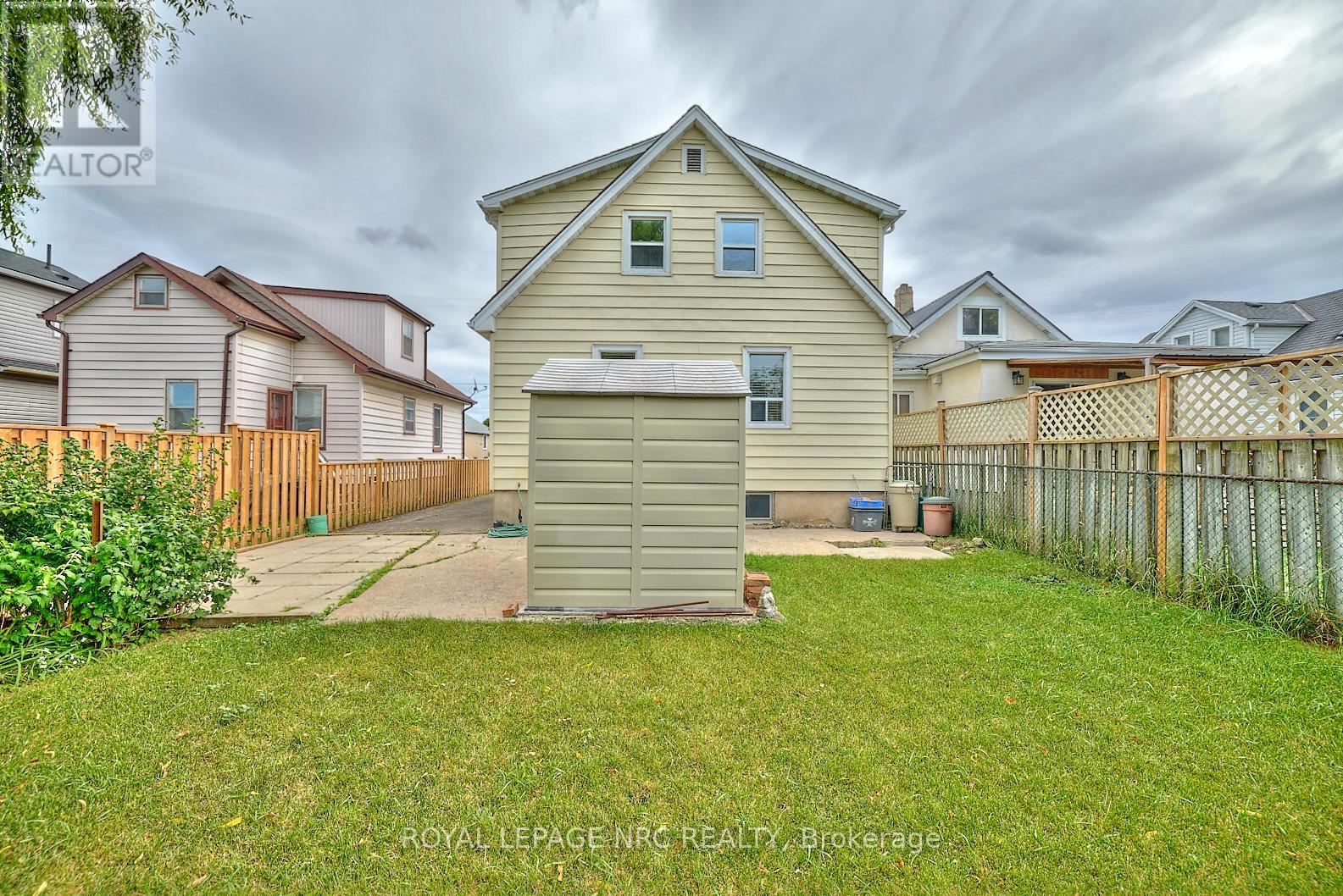 223 Niagara Street, St. Catharines, Ontario  L2M 4V3 - Photo 16 - X12386784