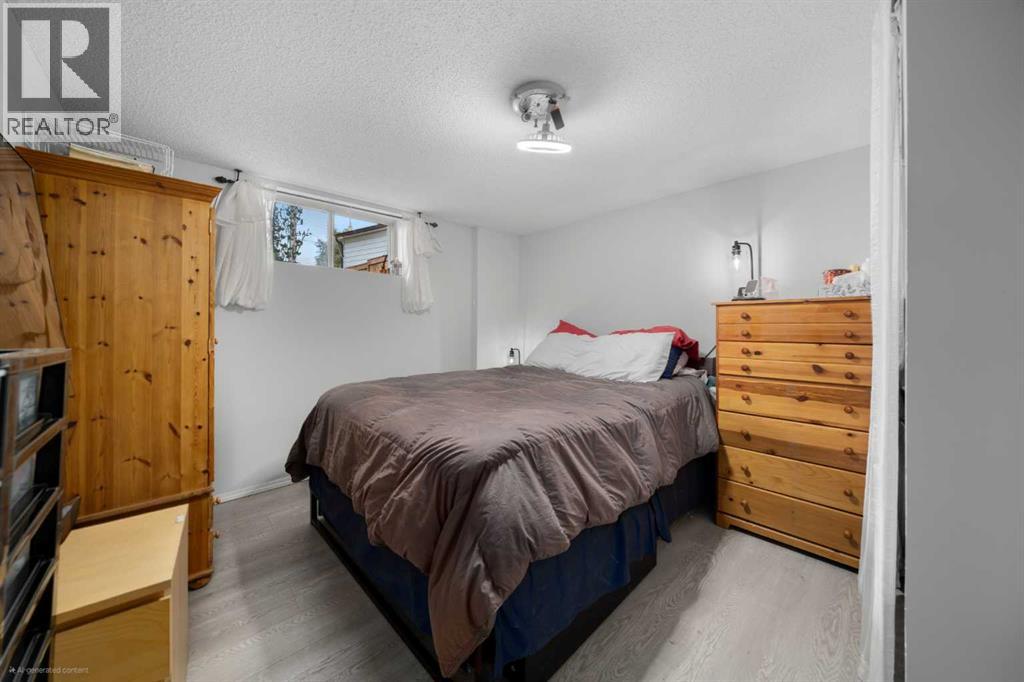 71 Queen Alexandra Close Se, Calgary, Alberta  T2J 3P9 - Photo 20 - A2253572