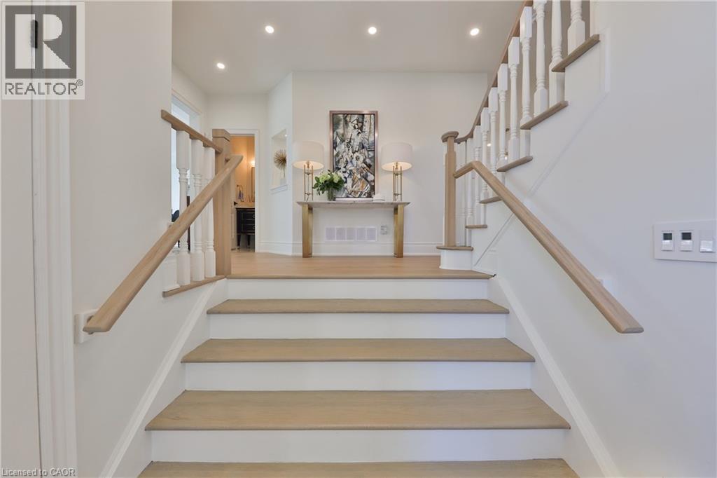2400 Neyagawa Boulevard Unit# 30, Oakville, Ontario  L6H 7P5 - Photo 4 - 40765915