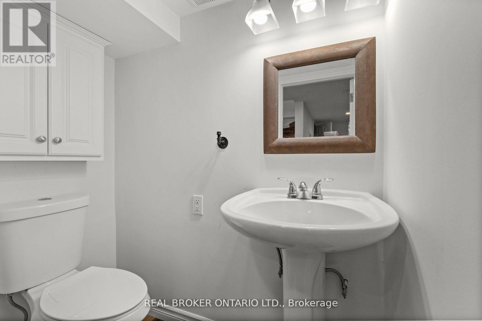 272 Burk Street, Oshawa, Ontario  L1J 4C4 - Photo 13 - E12386797