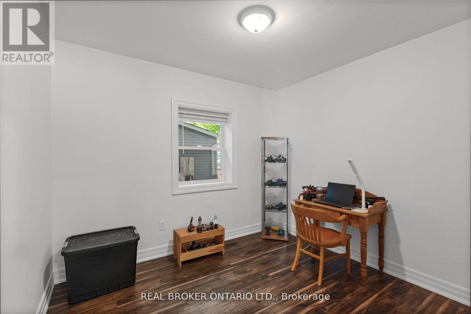 272 Burk Street, Oshawa, Ontario  L1J 4C4 - Photo 9 - E12386797