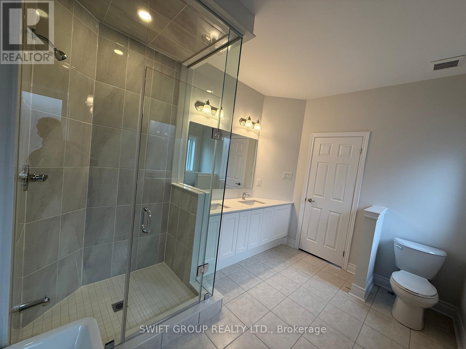 29 Keyworth Crescent, Brampton, Ontario  L6R 4E8 - Photo 26 - W12386800