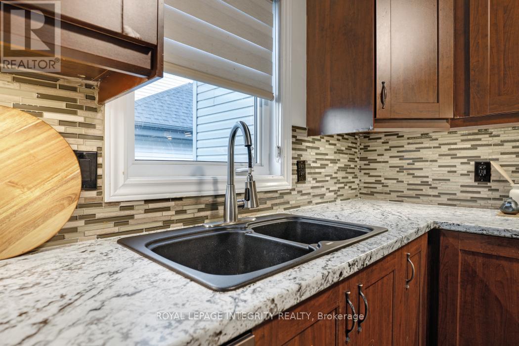 282 Jasper Crescent, Clarence-Rockland, Ontario  K4K 0B9 - Photo 14 - X12386826