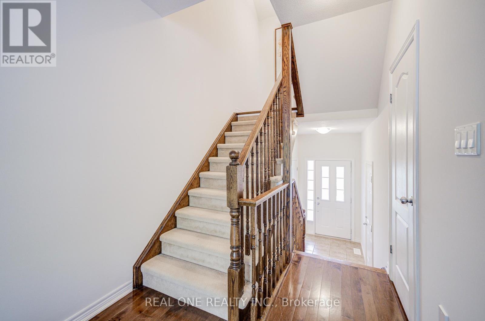 36 Palacebeach Trail, Hamilton, Ontario  L8E 5C3 - Photo 24 - X12386825