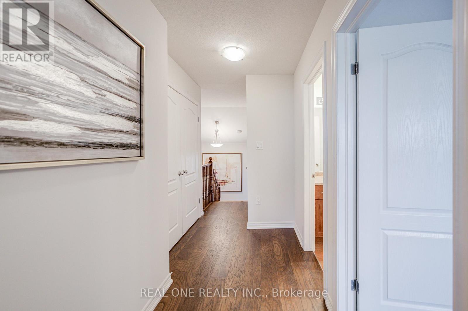 36 Palacebeach Trail, Hamilton, Ontario  L8E 5C3 - Photo 31 - X12386825