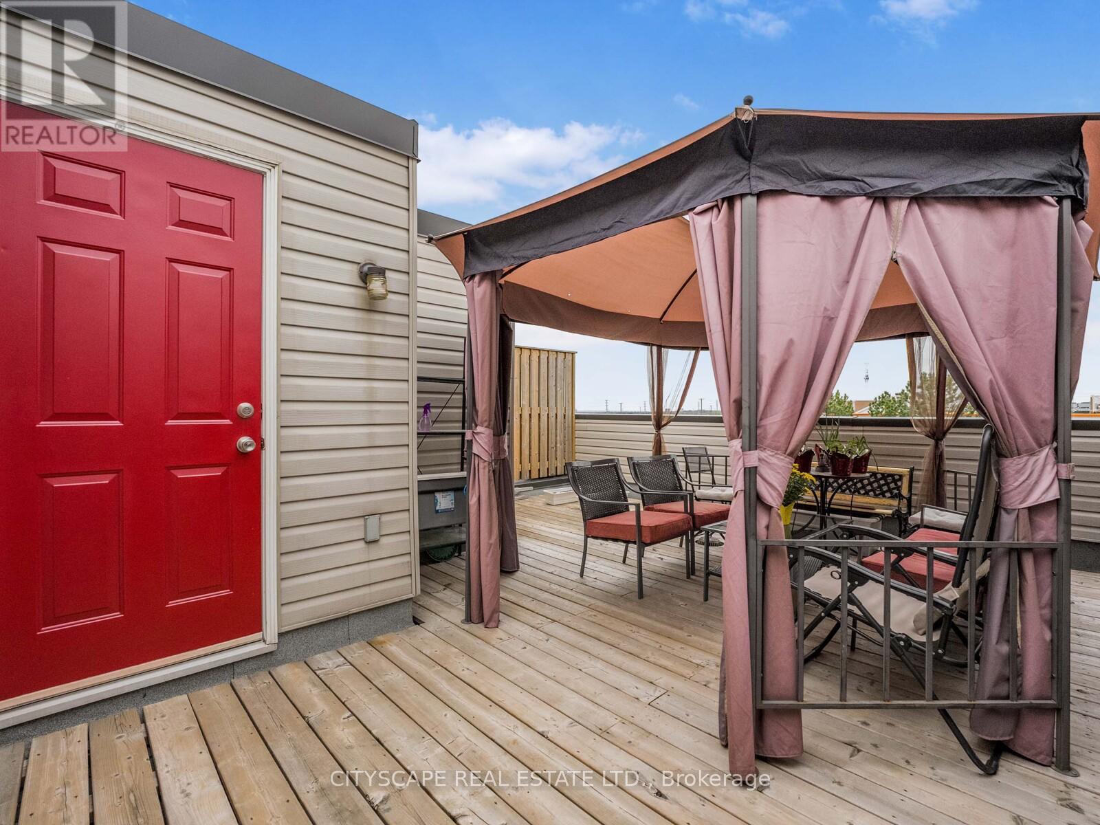 #7 - 3055 Elmcreek Road, Mississauga (Cooksville), Ontario  L5B 4J9 - Photo 14 - W12386835