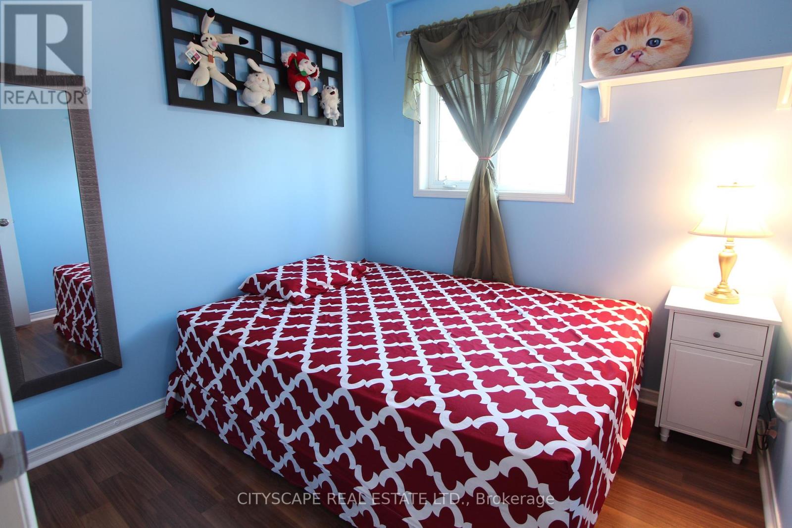 #7 - 3055 Elmcreek Road, Mississauga (Cooksville), Ontario  L5B 4J9 - Photo 8 - W12386835