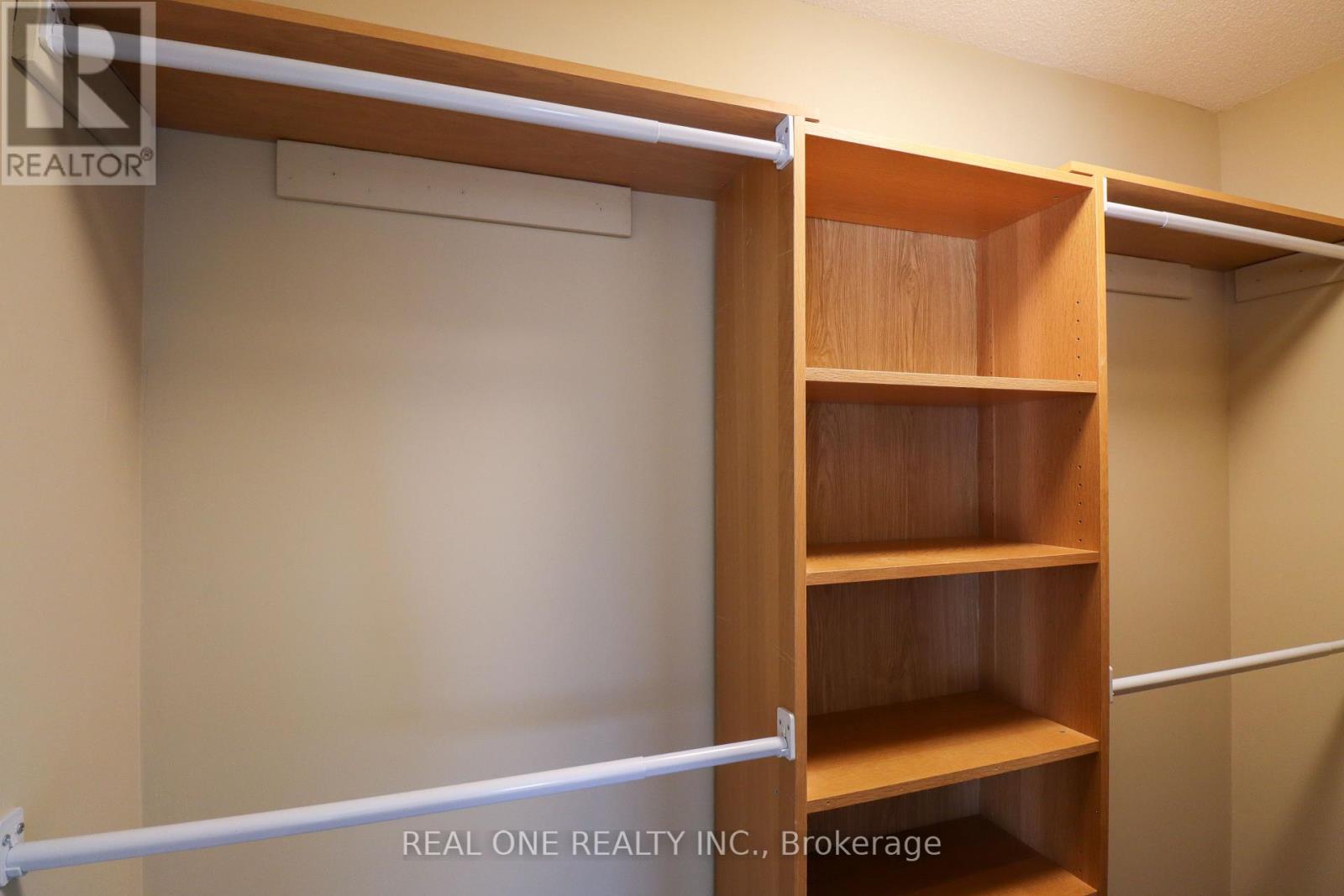 4302 Trail Blazer Way, Mississauga, Ontario  L5R 0A9 - Photo 19 - W12386836