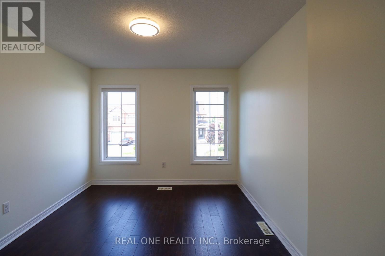 4302 Trail Blazer Way, Mississauga, Ontario  L5R 0A9 - Photo 26 - W12386836