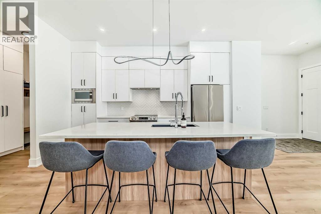 Property at 3, 3512 15 Street SW image 5