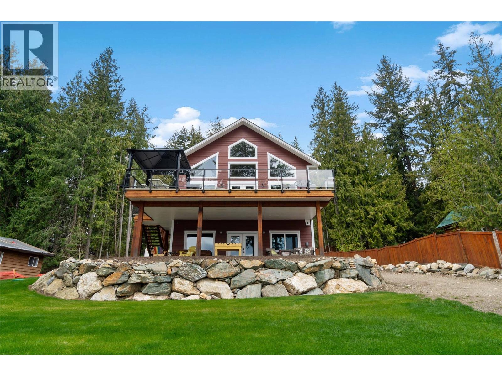 7918 Gardiner Road Lot# 9, Anglemont, British Columbia
