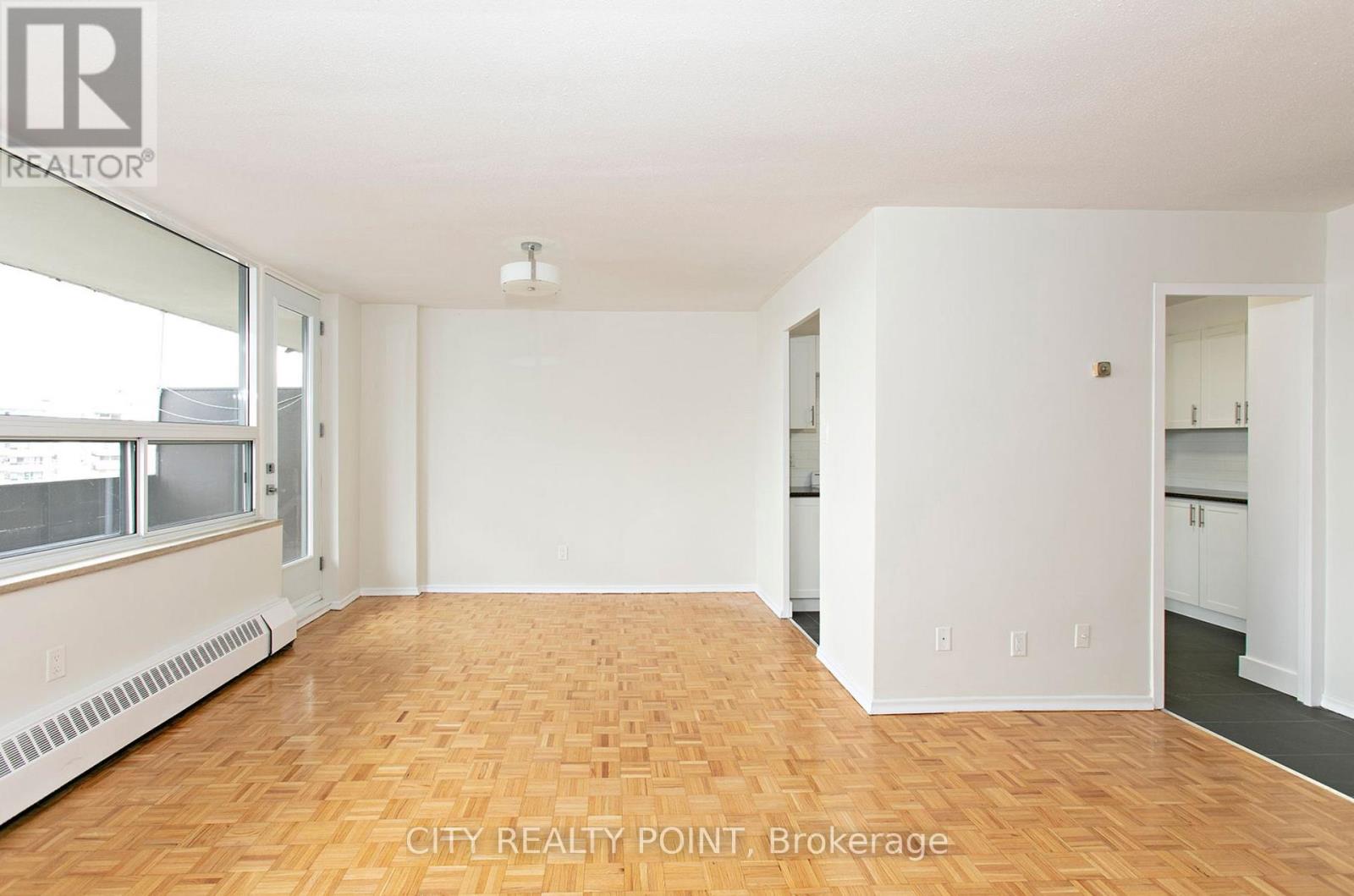 912 - 6200 Bathurst Street, Toronto, Ontario  M2R 2A3 - Photo 2 - C12386860