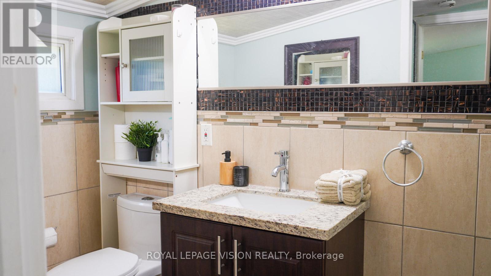 117 William Street, Whitchurch-Stouffville (Stouffville), Ontario  L4A 1B3 - Photo 17 - N12386845