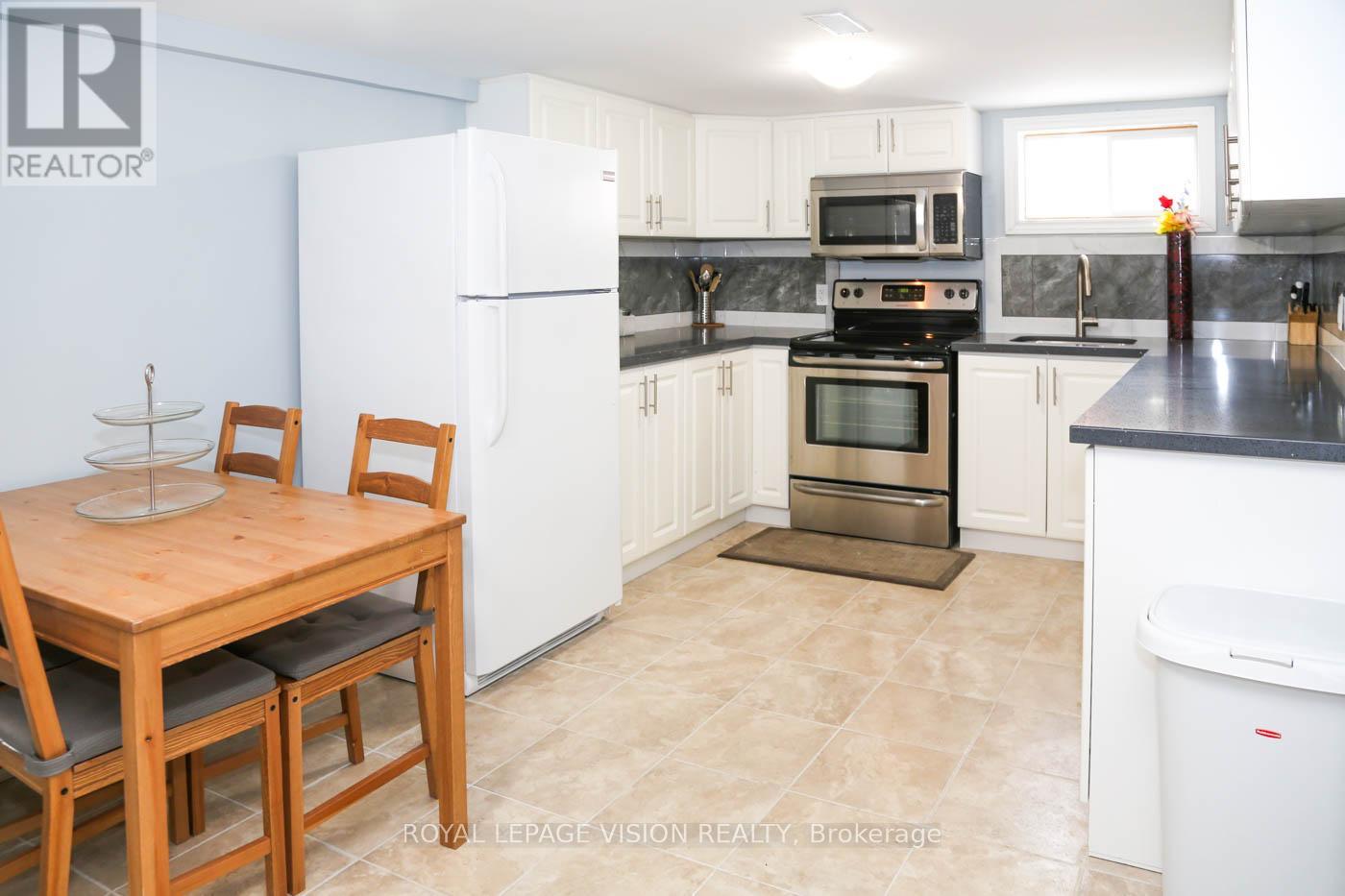 117 William Street, Whitchurch-Stouffville (Stouffville), Ontario  L4A 1B3 - Photo 21 - N12386845