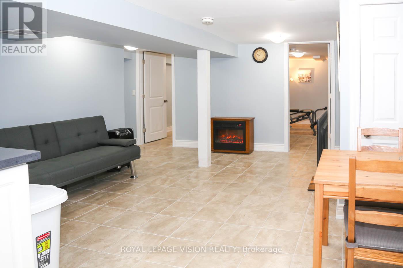 117 William Street, Whitchurch-Stouffville (Stouffville), Ontario  L4A 1B3 - Photo 22 - N12386845