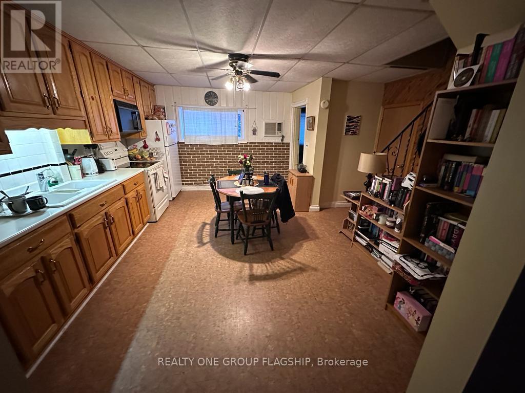 429 Maclean Drive, Timmins, Ontario  P4N 4W7 - Photo 2 - T12386849