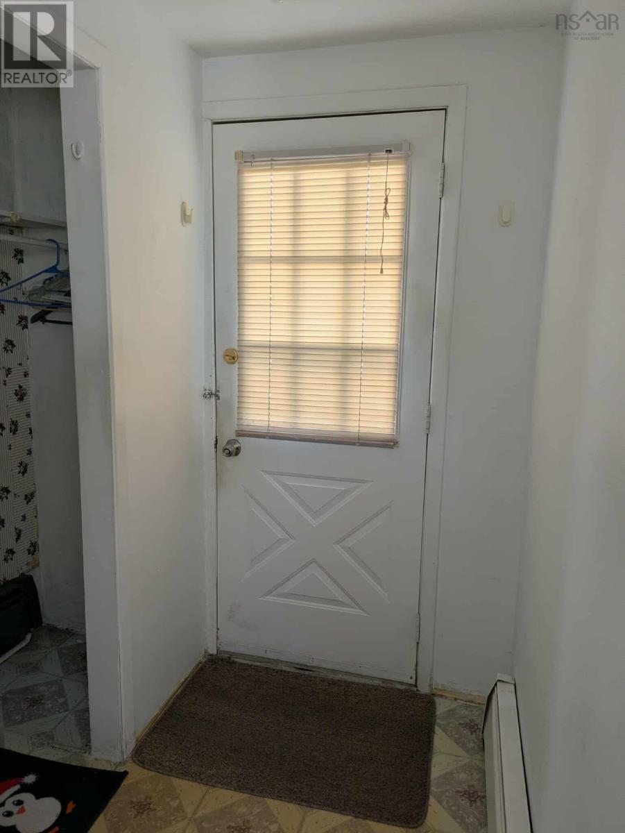 3 Thompson Avenue, North Sydney, Nova Scotia  B2A 1X7 - Photo 10 - 202517466