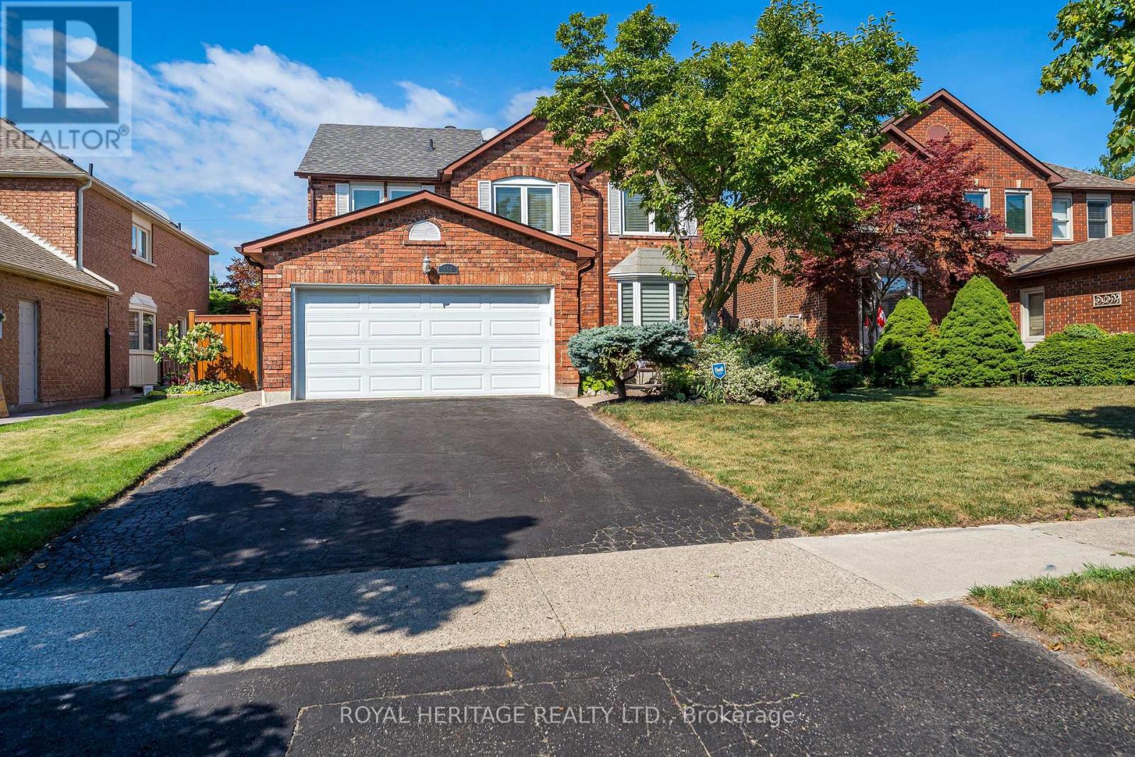 Property at 756 STONEPATH CIRCLE image 3