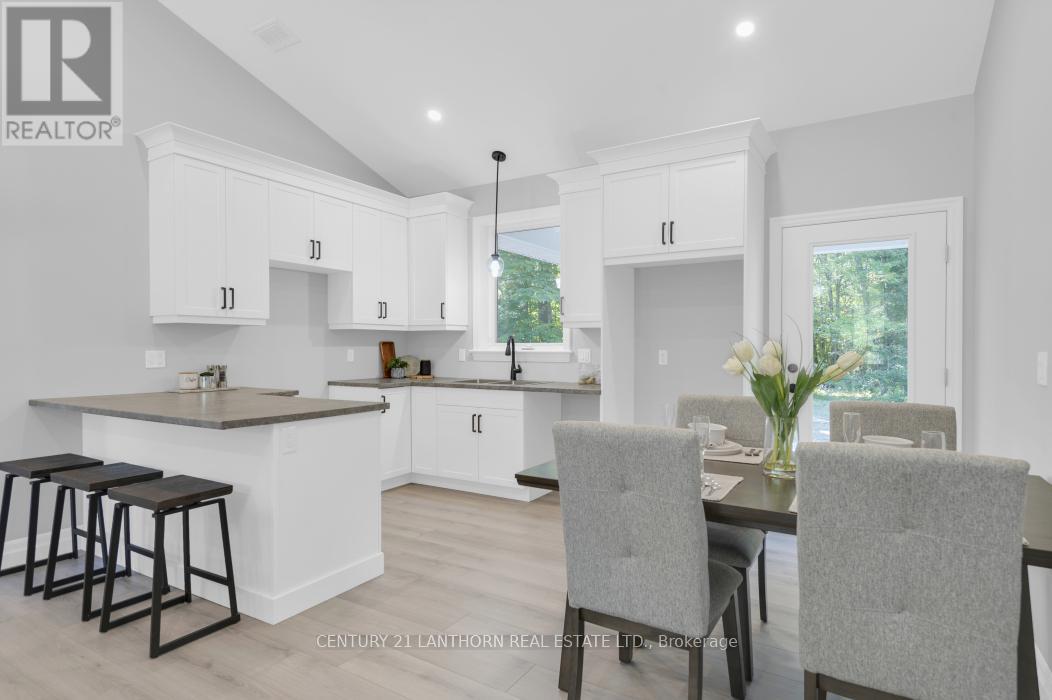 1713 Hollowview Road, Centre Hastings, Ontario  K0K 3E0 - Photo 14 - X12386879