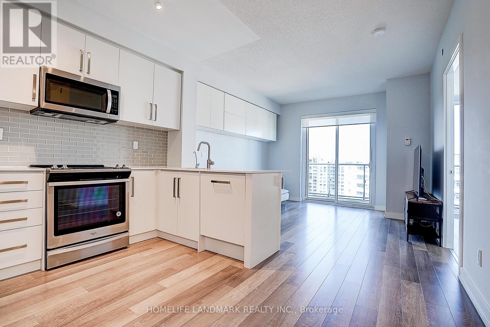 1312 - 5180 Yonge Street, Toronto, Ontario  M2N 5P6 - Photo 6 - C12386887