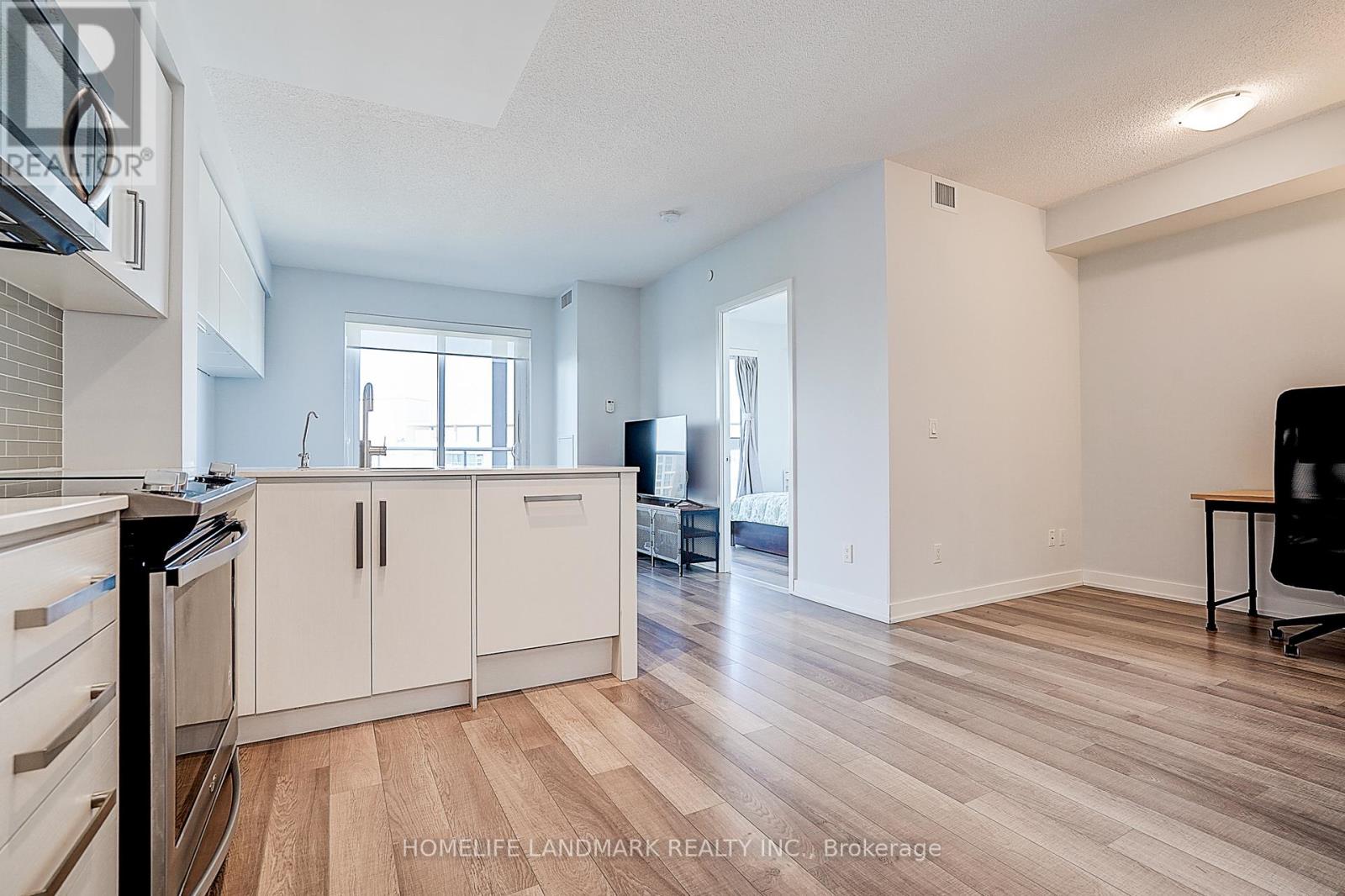 1312 - 5180 Yonge Street, Toronto, Ontario  M2N 5P6 - Photo 9 - C12386887