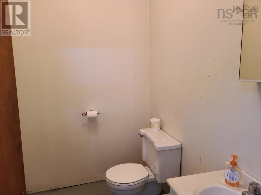 323 Frederick Street, New Glasgow, Nova Scotia  B2H 3N9 - Photo 8 - 202520299