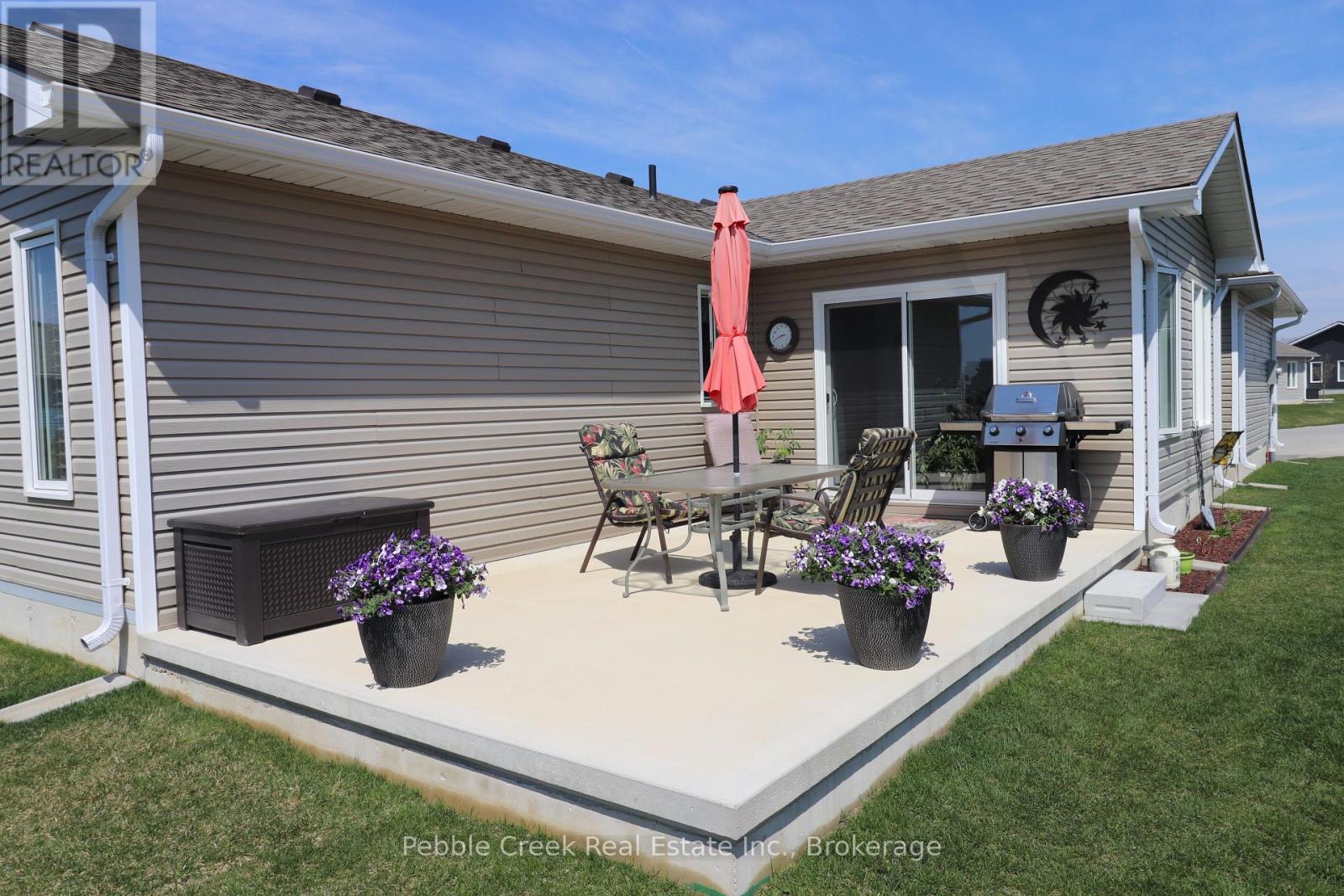 209 Lake Breeze Drive, Ashfield-Colborne-Wawanosh, Ontario  N7A 0C6 - Photo 34 - X12105126