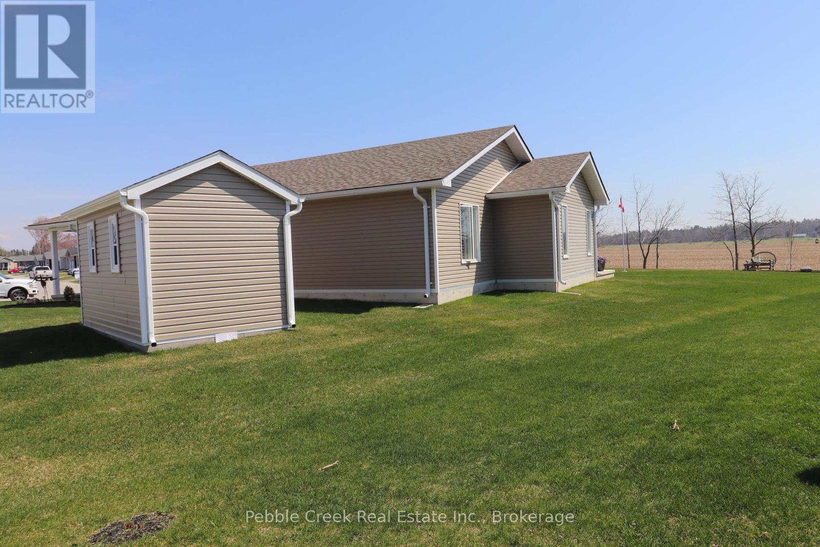 209 Lake Breeze Drive, Ashfield-Colborne-Wawanosh, Ontario  N7A 0C6 - Photo 39 - X12105126