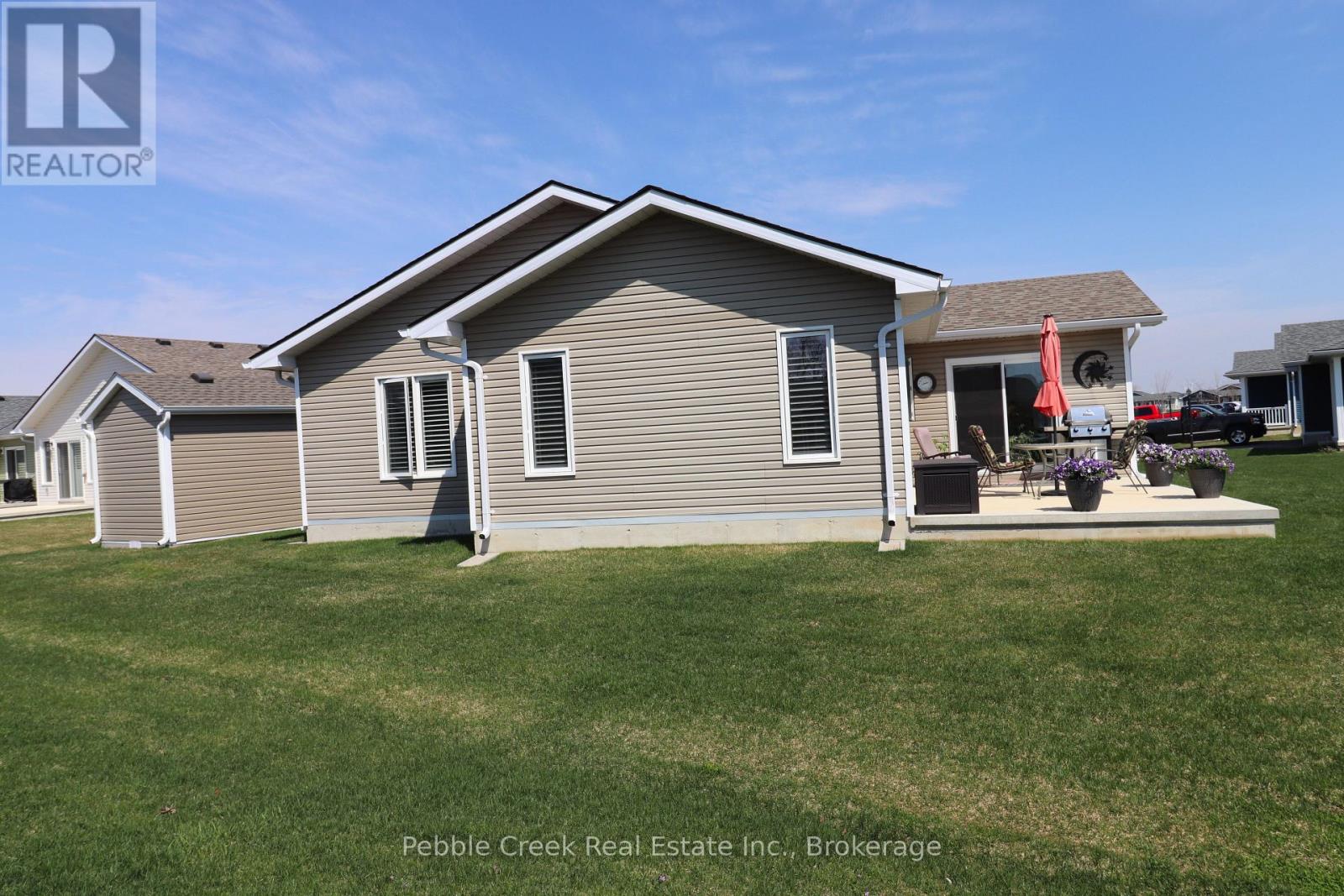 209 Lake Breeze Drive, Ashfield-Colborne-Wawanosh, Ontario  N7A 0C6 - Photo 38 - X12105126