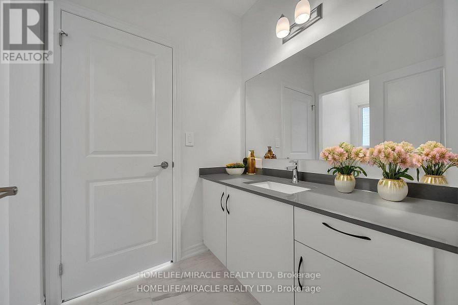 1536 Buttercup Court, Milton, Ontario  L9E 2G3 - Photo 25 - W12386674