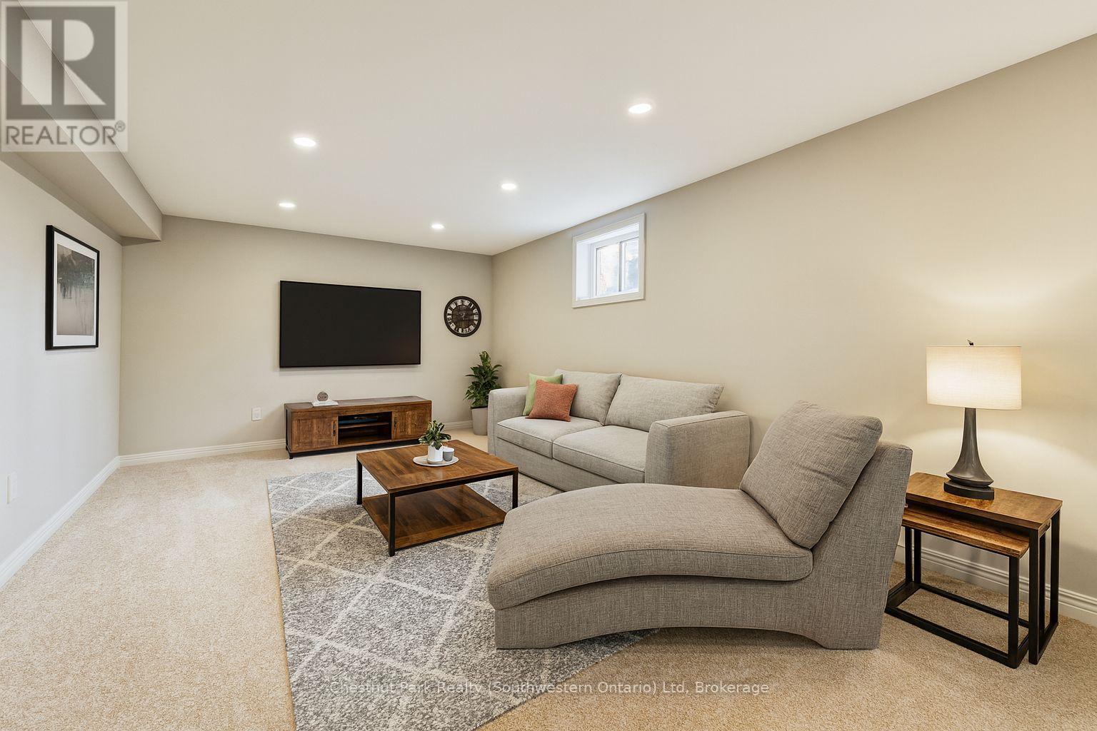 14 Halliday Drive, East Zorra-Tavistock, Ontario  N0B 2R0 - Photo 25 - X12386901