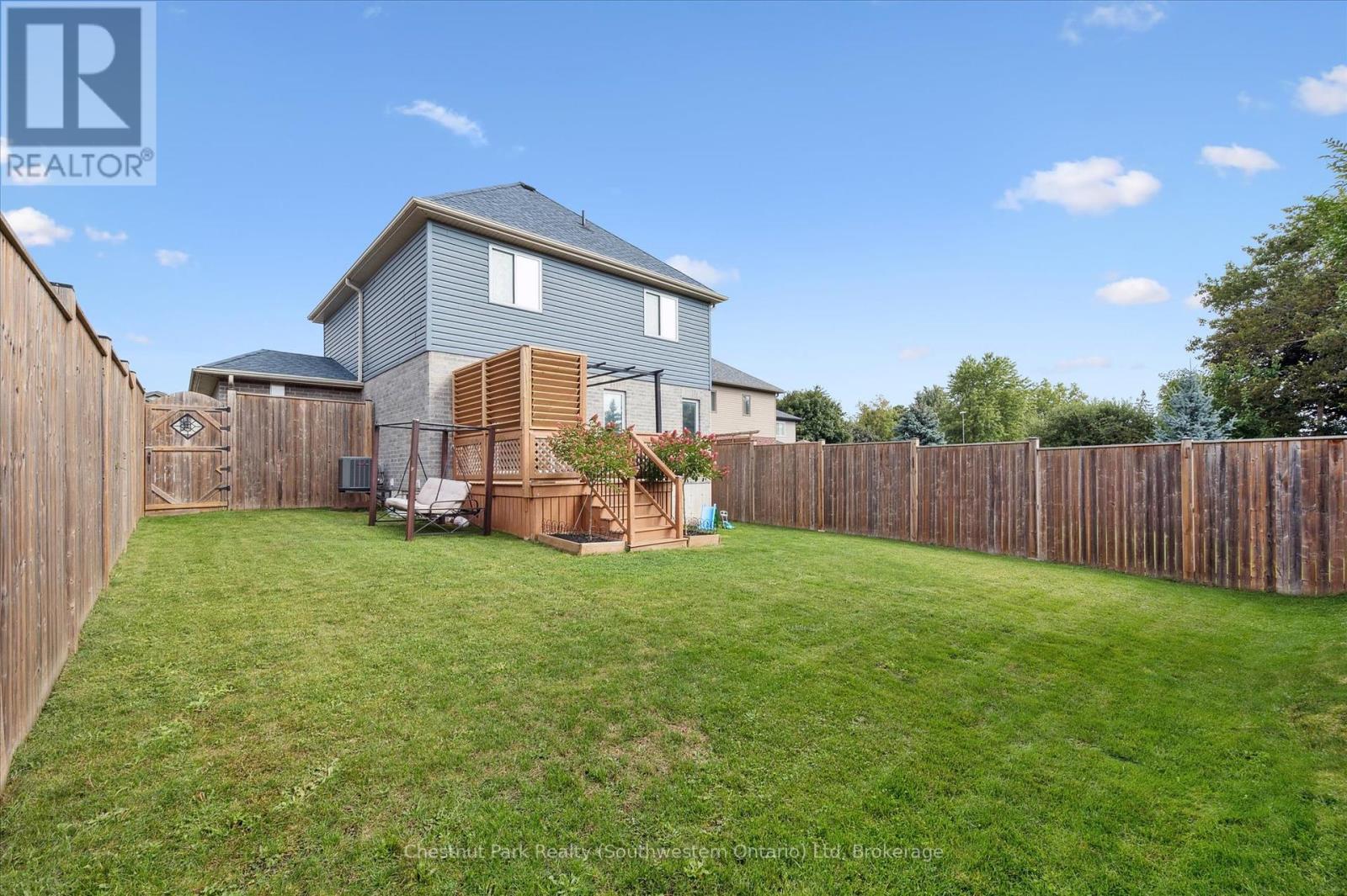 14 Halliday Drive, East Zorra-Tavistock, Ontario  N0B 2R0 - Photo 33 - X12386901