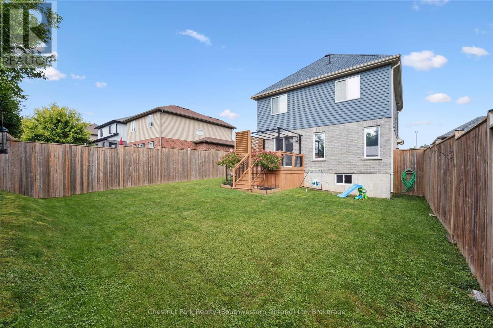 14 Halliday Drive, East Zorra-Tavistock, Ontario  N0B 2R0 - Photo 35 - X12386901