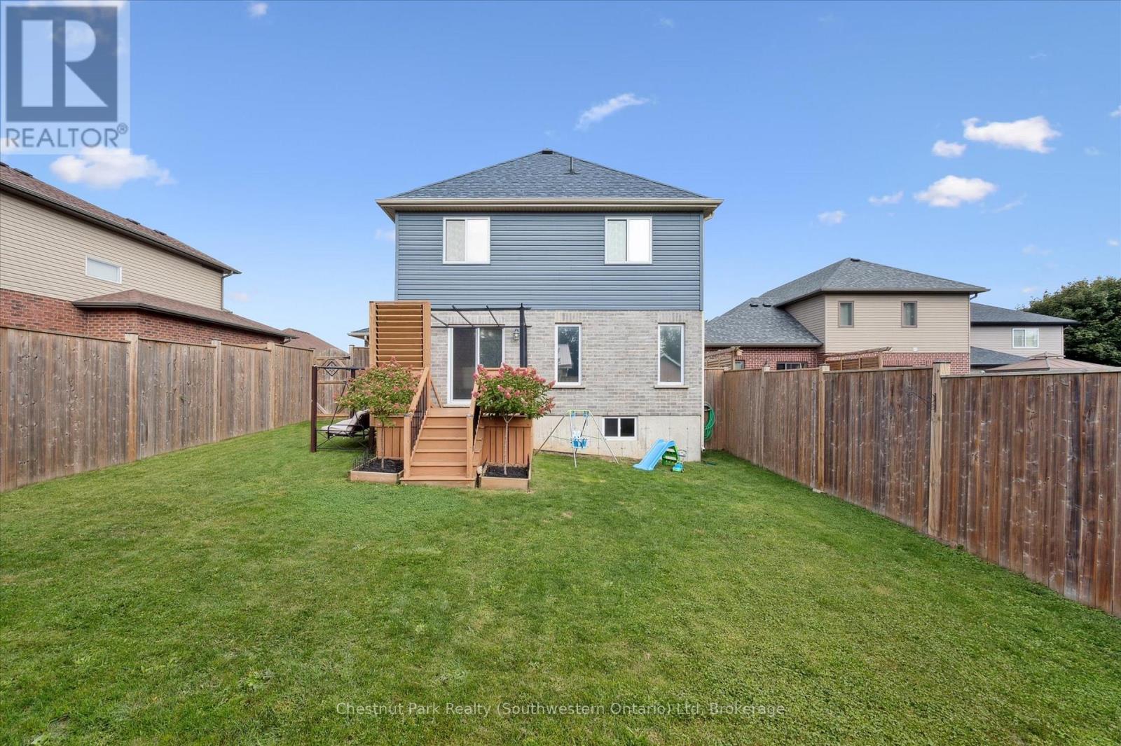 14 Halliday Drive, East Zorra-Tavistock, Ontario  N0B 2R0 - Photo 36 - X12386901